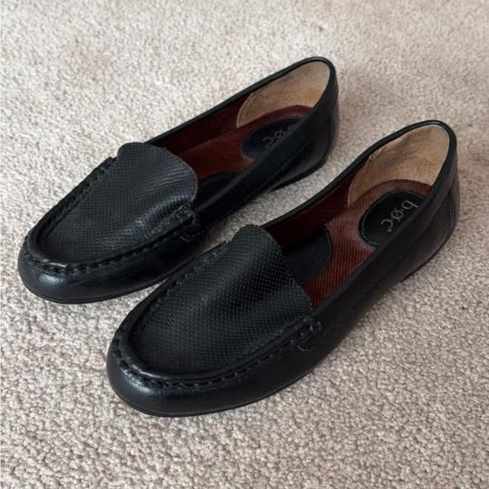 boc Black Women's Textured Slip-On Loafers
